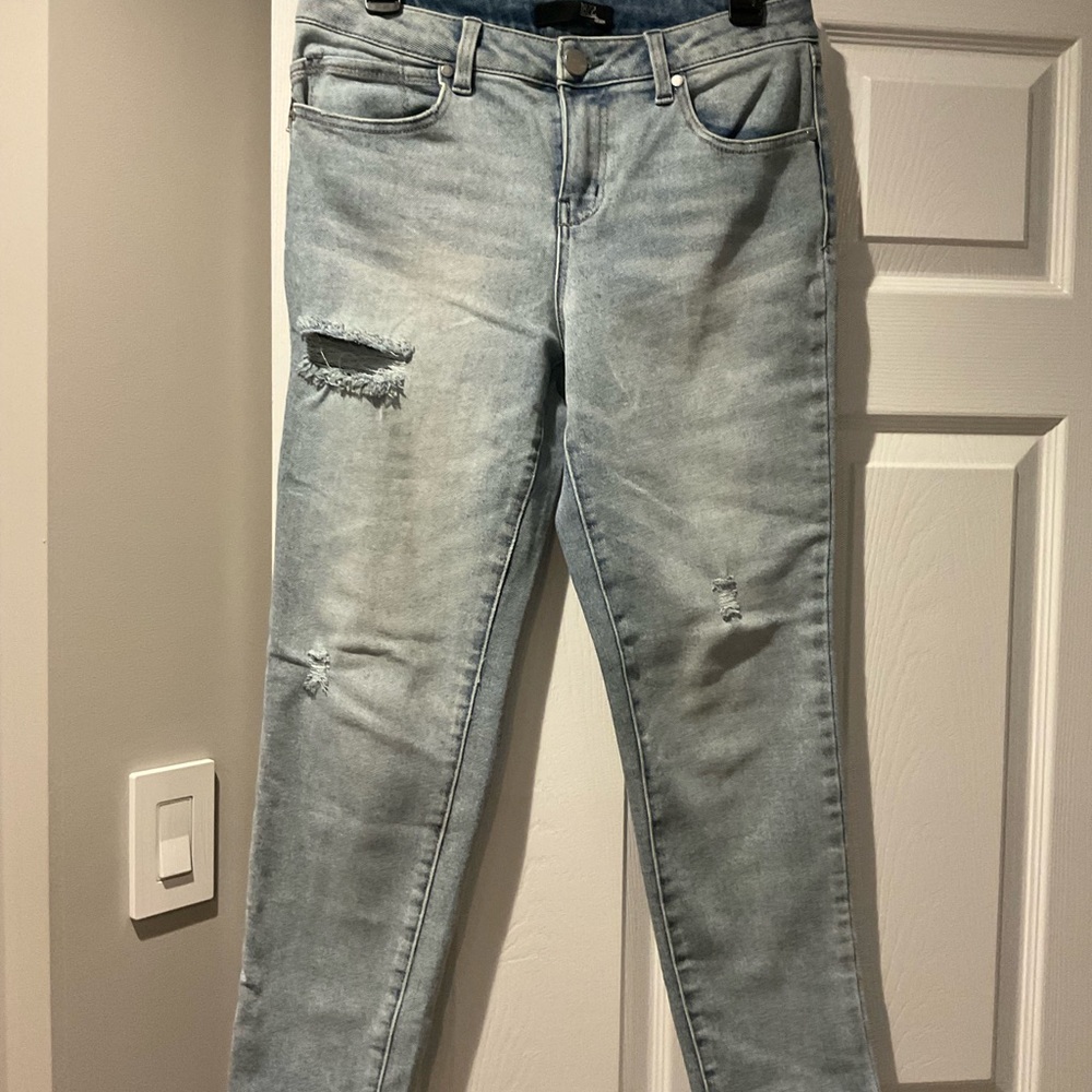 Light Blue Distressed Women's Jeans